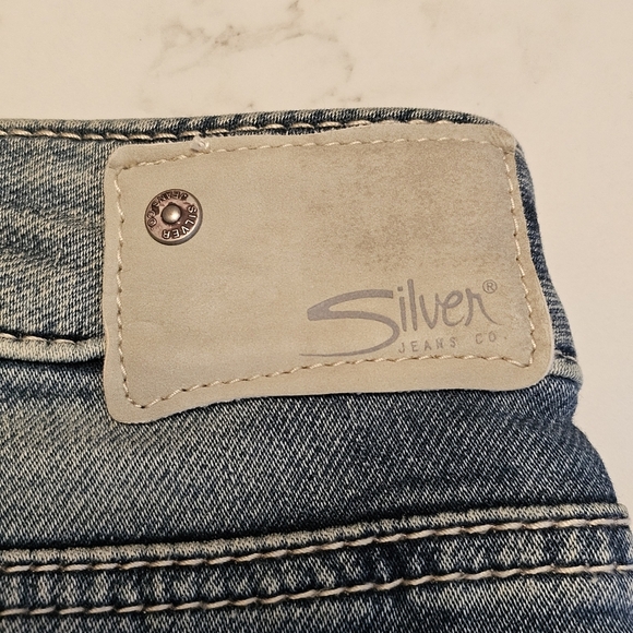 Silver Jeans Co. Aiko High Skinny Jeans W32 Medium Wash Distressed - Picture 9 of 16